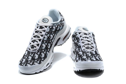NIKE TN AIR MAX PLUS DIOR NOIR BLANC