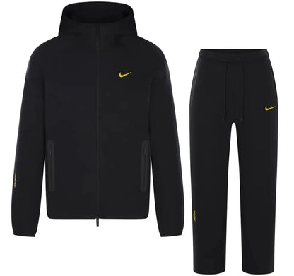 VÊTEMENTS NIKE