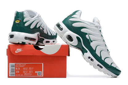 NIKE TN AIR MAX PLUS - LACOSTE