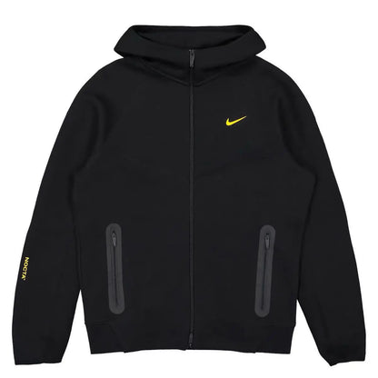 VÊTEMENTS NIKE