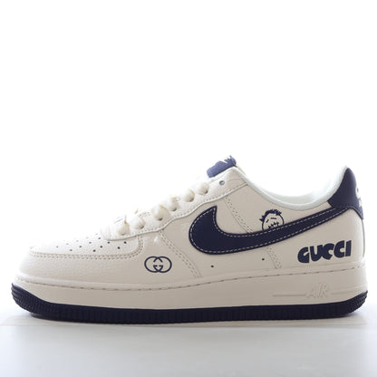 NIKE- GUCCI